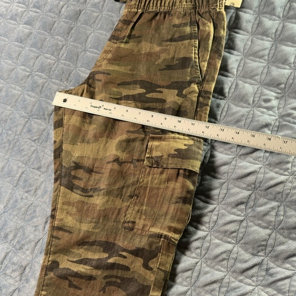 Camouflage Cargo Pants - Picture 7 of 9